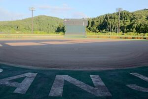 6月4、5日と第9回三条野球まつりが開かれる三条パール金属スタジアム