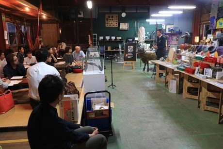 10日開かれた第3回ブランキングアート展の出品者募集説明会