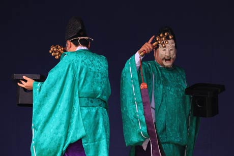 三条神楽「五穀捧の舞」