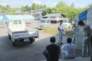 2、3日の「湯のまち巡り~軒先アートギャラリー~」を前に田上町コミュニティセンターで準備作業