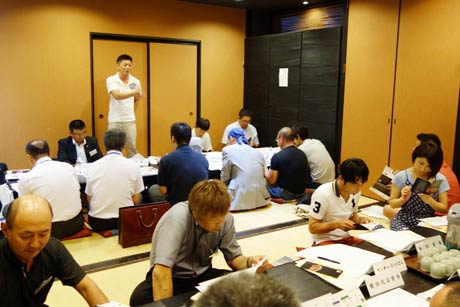 三条商工会議所小規模企業振興委員が開いた地区別会員交流会（東地区）