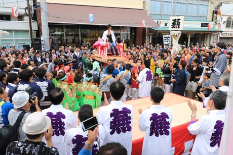 花嫁みこし