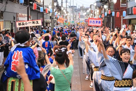 45回飛燕夏まつりを締めくくる燕ばやし大会