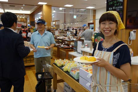  試食でアピール