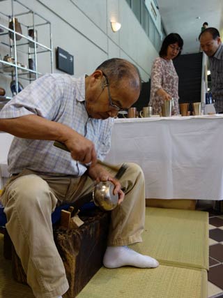 鎚起銅器実演