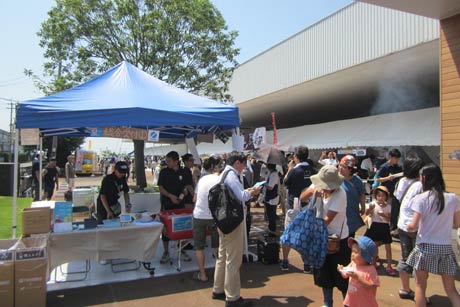 ツインバード工業新潟本社で初めて行われた「TWINBIRD×燕三条 夏フェス。2016」のにぎわい