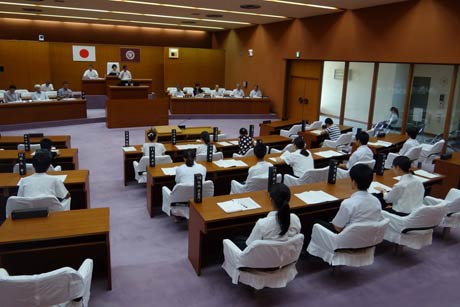 「キッザニア マイスター フェスティバル in 三条」の一環で行われた子ども議会