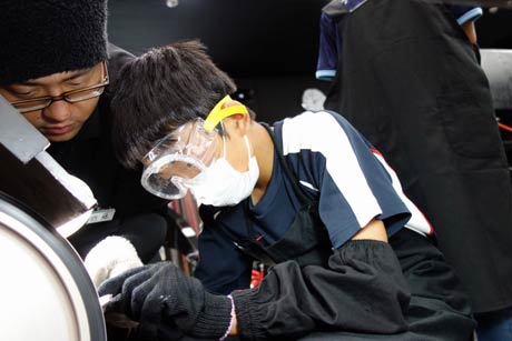 諏訪田製作所の小学生を対象にした「SUWADA SUMMER SCHOOL」
