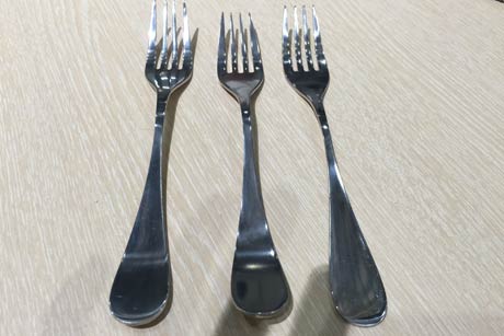 ワークショップで完成したフォーク