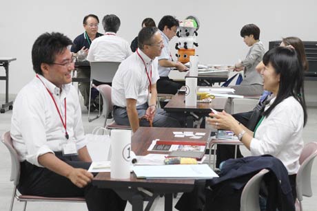 「東京つばめいと事業」の一環で初めて開かれた大学と燕市内の企業の情報交換会
