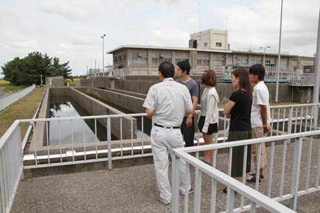  燕市下水終末処理場の一般公開
