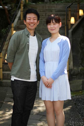あかりの結婚式で挙式する小倉さん夫婦