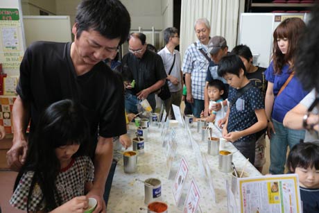  オリジナルスパイスを調合できる人気のエスビー食品のブース