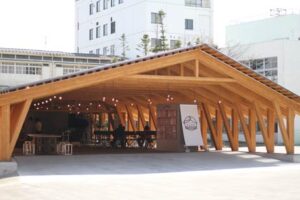取り組みがグッドデザイン賞を受賞した三条市まちなか交流拠点「ステージえんがわ」