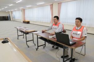 燕市役所燕庁舎に開設された自主避難所