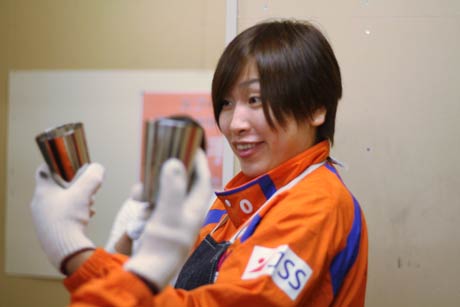 研磨でぴかぴかになかったタンブラーにびっくりの梅木選手