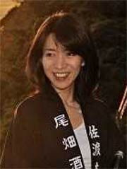 記念講演を行う真野鶴五代目蔵元の尾畑留美子氏