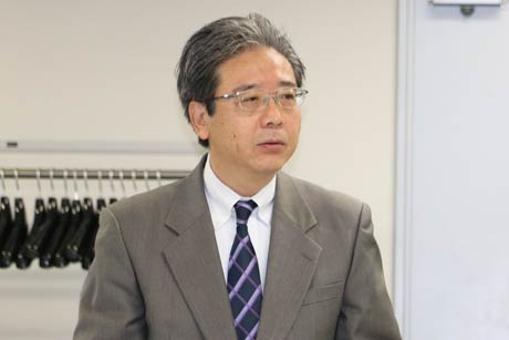 新潟財務事務所の杉山所長