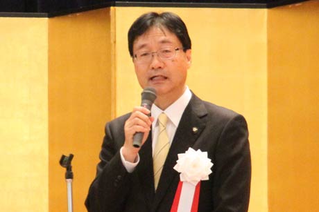 鈴木力燕市長