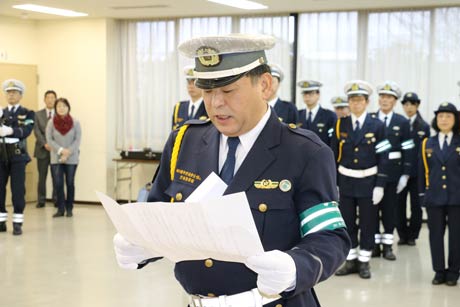 決意表明を行う本多隊長