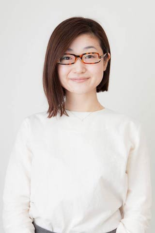 ステージえんがわのクリエイターズ・トークに出演するデザイナー村手景子さん