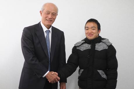 スポーツ指導者講習会で講演した室伏重信氏と再会した中京大陸上競技部だった燕市の小島さん