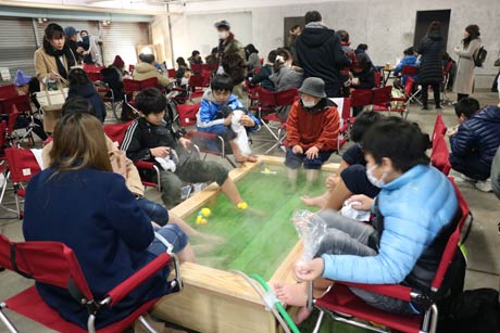 コロナの足湯も大人気