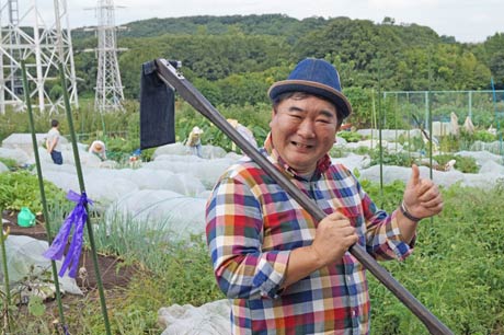 「サンファーム三条」の特別講演会の講師、藤田智さん