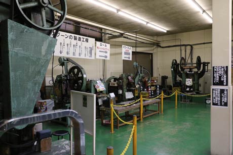 洋食器製造見学工場