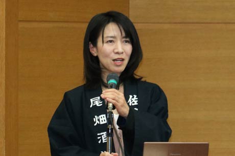 「真野鶴」五代目蔵元尾畑酒造株式会社専務取締役の尾畑留美子氏