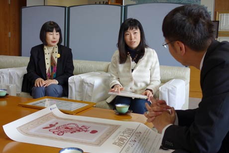 母純子さんもまじえて歓談