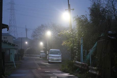 燕市南1地内の霧