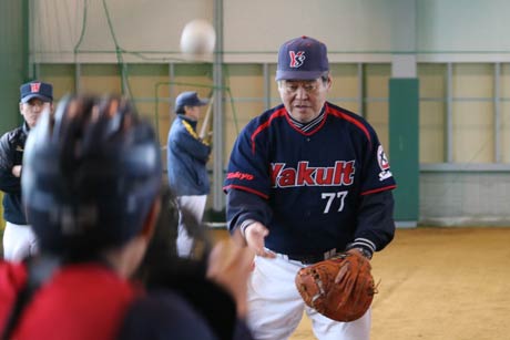 初めて来燕した八重樫幸雄さん