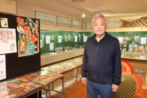 骨董紹介コラムに掲載した懐かしい「時の忘れもの」の現物を展示