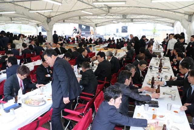 懇親会