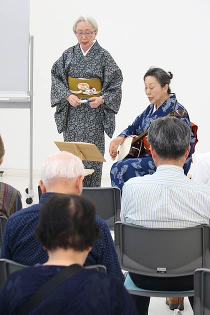 ￥左が須藤鈴子さん、右が室橋光枝さん