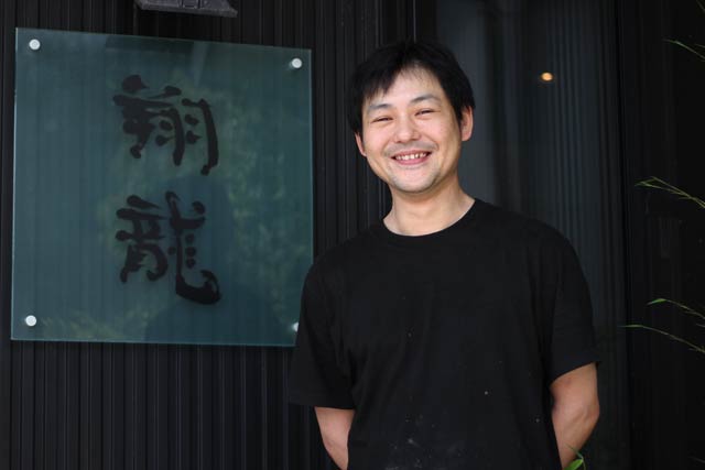 中国料理「翔龍」の佐藤尚哉店主
