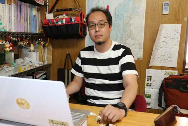  情報を収集するにいがた災害ボランティアネットワークの李理事長