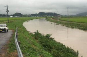 大雨で県央地域では弥彦村を中心に冠水や河川の水位上昇