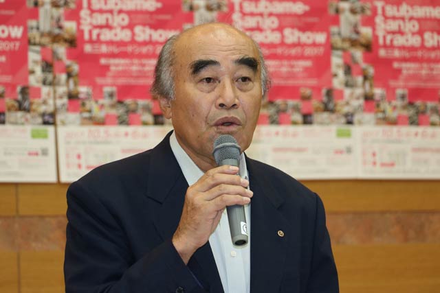 委員長の田野三条商工会議所会頭