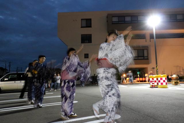 納涼盆踊り大会