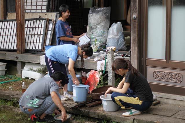 上谷地地内で古民家改修ワークショップ