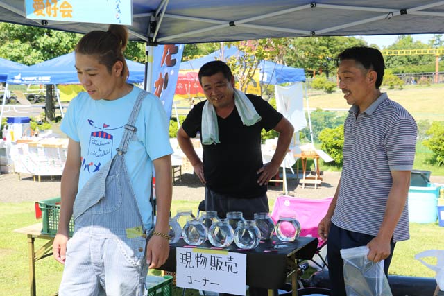 新潟めだか愛好会のメンバー