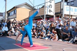 月潟大道芸フェスティバルの中国雑伎芸術団