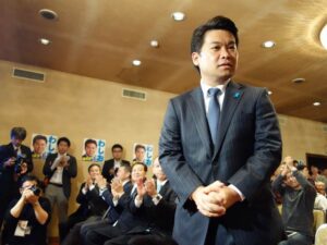 衆院選新潟2区で快勝の鷲尾氏 「県民党として頑張る」