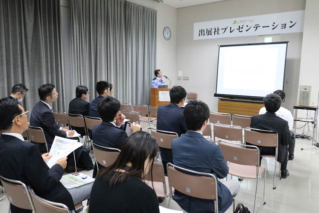 随時、行われている出展社プレゼンテーション