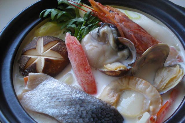 「洋風海鮮鍋」(1300円)