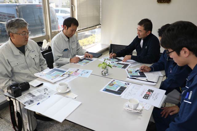 外山製作所で「バイクブロスまつり」出展に向けた最後の打ち合わせ