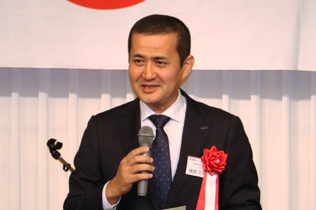 20年前に福岡県筑紫野市で「つくし路100km徒歩の旅」を始めた梶原日出男会長