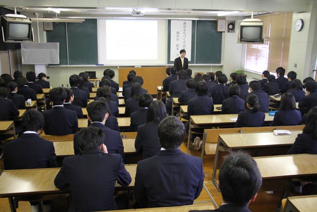 1年生を対象に出前講座
